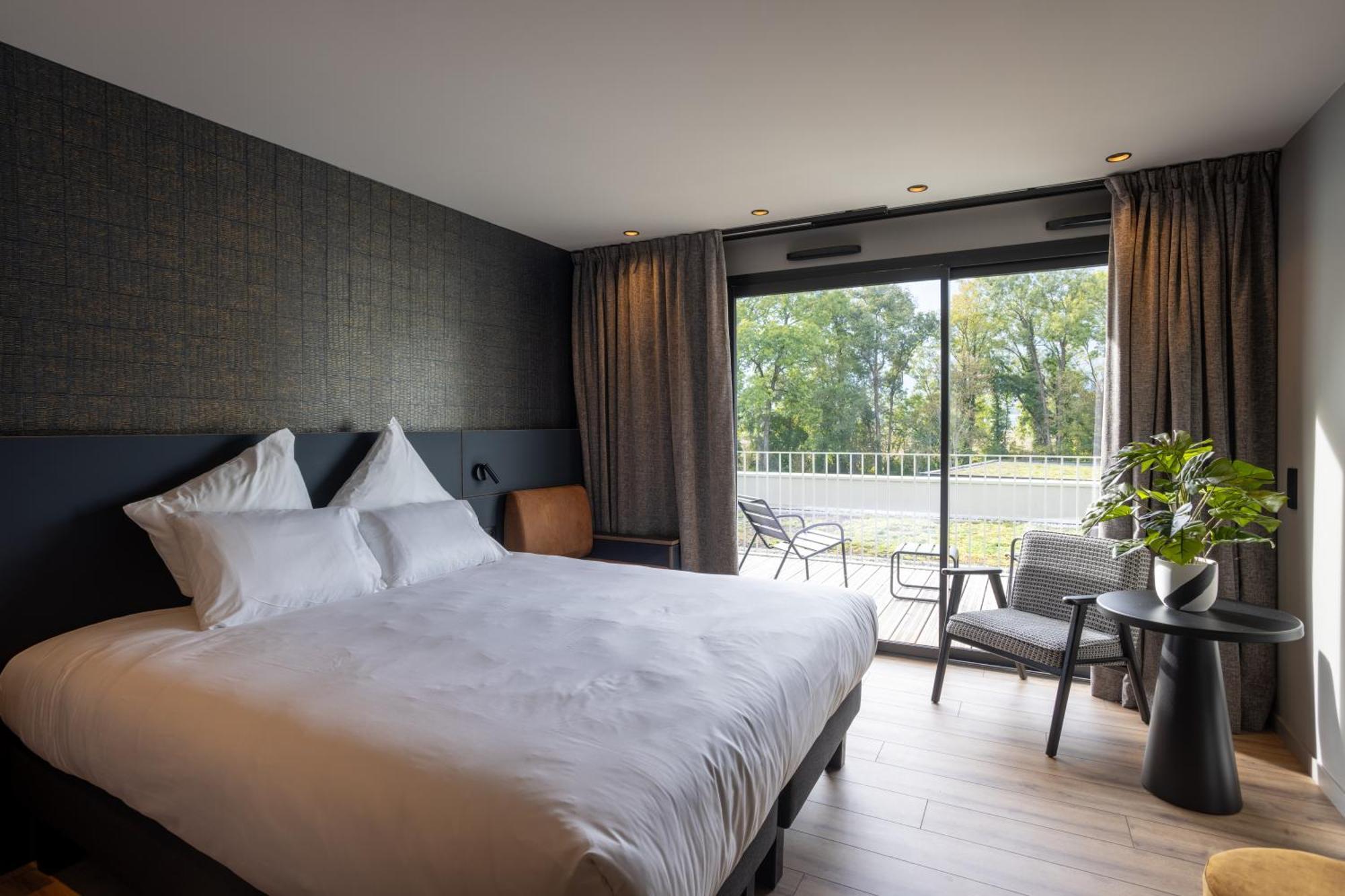 Miura Hotel Voglans Ngoại thất bức ảnh