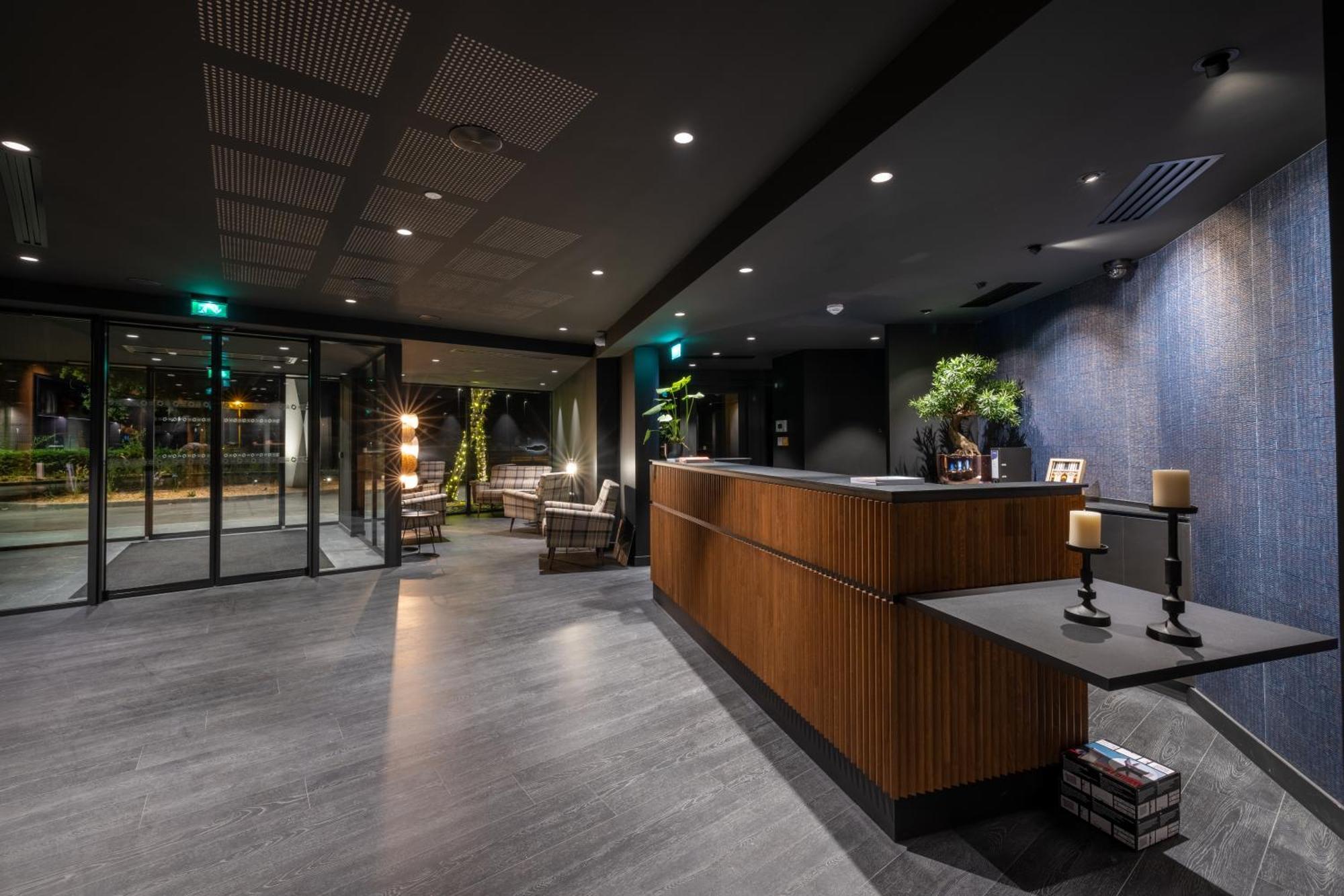 Miura Hotel Voglans Ngoại thất bức ảnh